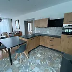 Les 4 Flocons A 100m Et Du Centre , Wifi, Parking, Piscine Ouverte Des Le 1er Mai 아파트 제라르메르