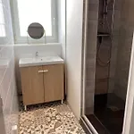 Apartment Les 4 Flocons, Centre, A 100m Du Lac, Avec Piscine , Wifi, Parking, Jardin *