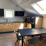 Les 4 Flocons A 100m Et Du Centre , Wifi, Parking, Piscine Ouverte Des Le 1er Mai * 제라르메르