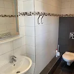 Les 4 Flocons A 100m Et Du Centre , Wifi, Parking, Piscine Ouverte Des Le 1er Mai 아파트 제라르메르