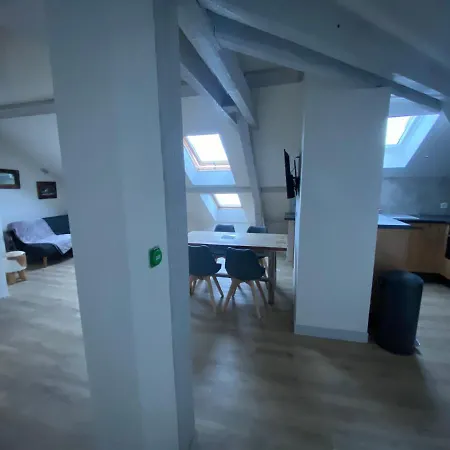 Les 4 Flocons, Avec Piscine Exterieure Chauffee A 100m Du Et Du Centre , Wifi, Parking, Sauna
