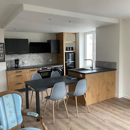 Les 4 Flocons, Avec Piscine Exterieure Chauffee A 100m Du Et Du Centre , Wifi, Parking, Sauna Lejlighed Gérardmer