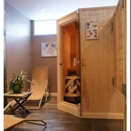 Les 4 Flocons, Avec Piscine Exterieure Chauffee A 100m Du Et Du Centre , Wifi, Parking, Sauna *