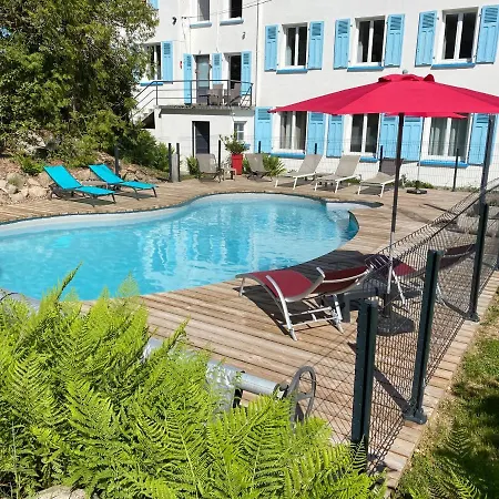 Les 4 Flocons, Centre, A 100m Du Lac, Avec Piscine , Wifi, Parking, Jardin * Gérardmer