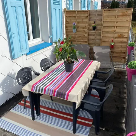 Apartment Les 4 Flocons, Centre, A 100m Du Lac, Avec Piscine , Wifi, Parking, Jardin *